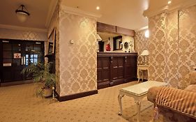 Great White Horse Hotel